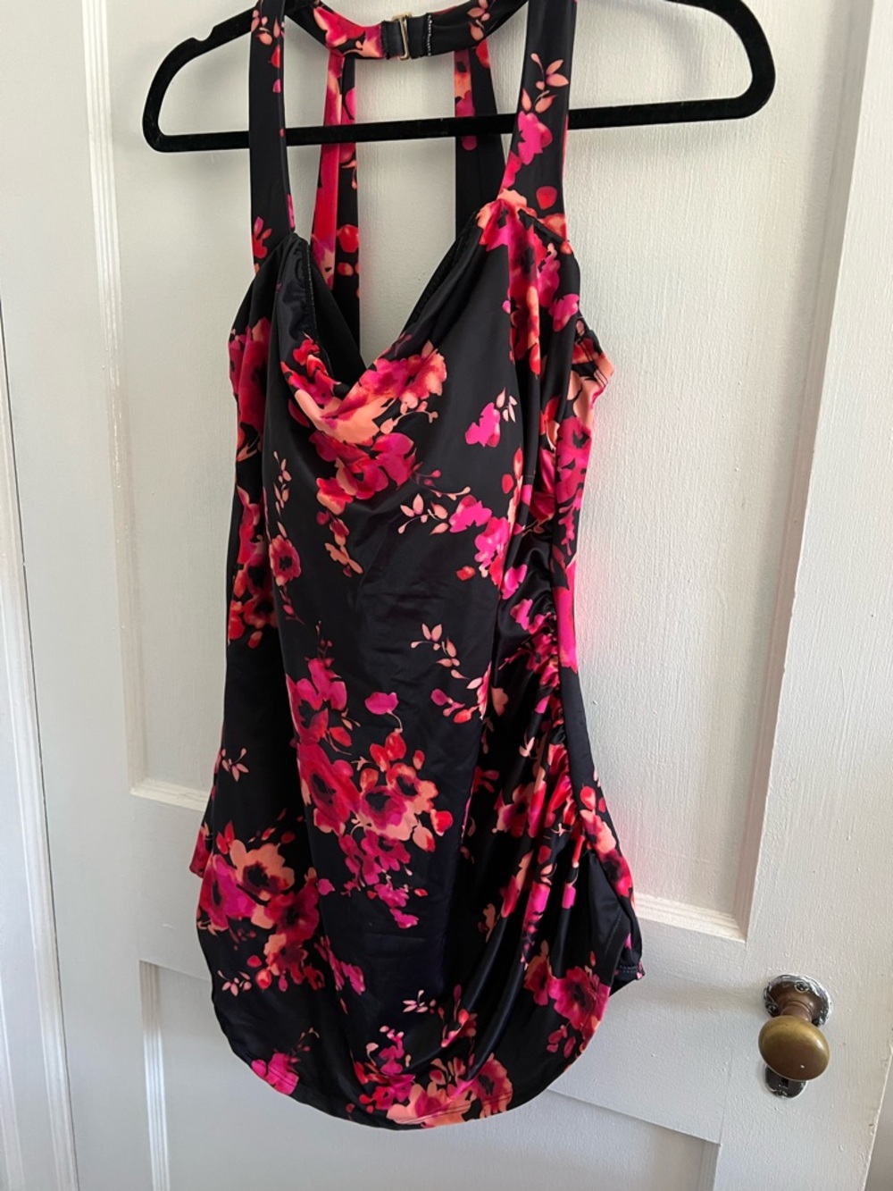 Swimsuits For All Sz 22 Black Mini Dress with Pink & Coral Floral Print